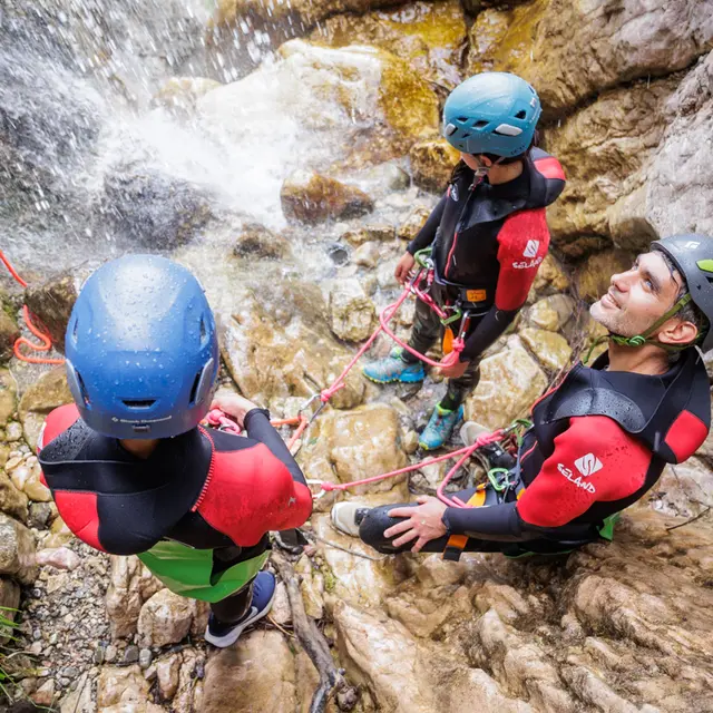 Canyoning loin des foules, immersion en pleine montagne_Réotier