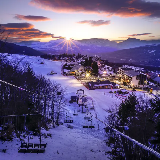 Station-village de St Léger-les-Mélèzes