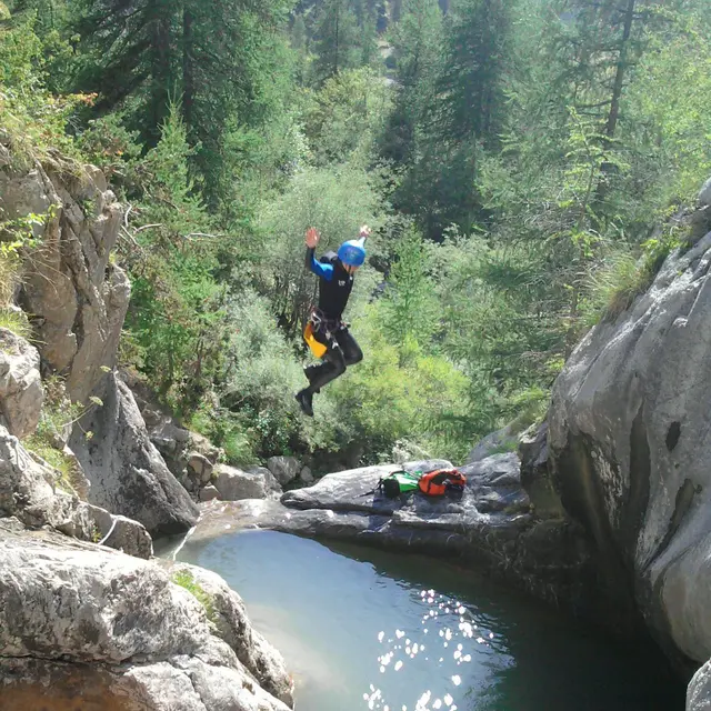 Canyoning