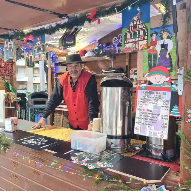 Le Monde Enchanté : Inauguration du Marché de Noël_Cavalaire-sur-Mer
