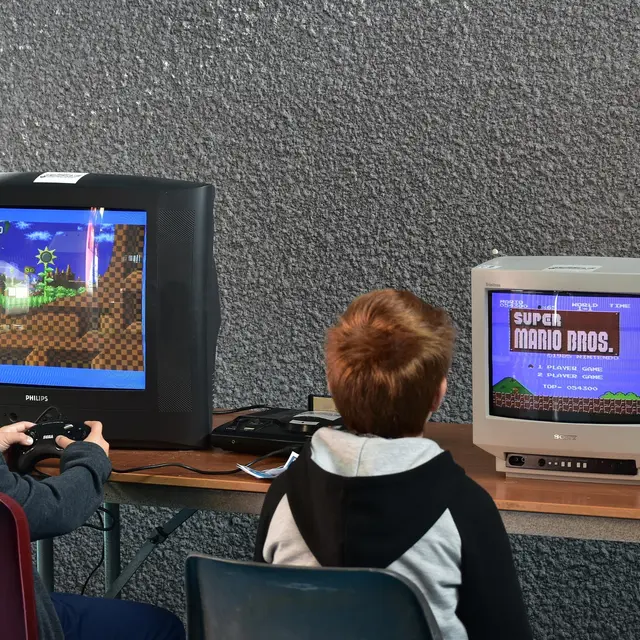 Rétrogaming - Téléthon_Saint-Marcellin-en-Forez
