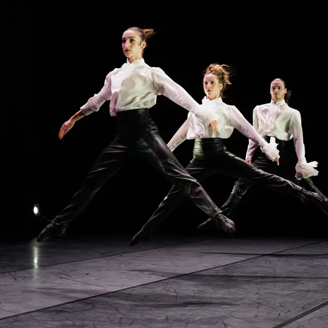 Annonciation - Un trait d'union - Larmes blanches_Roanne