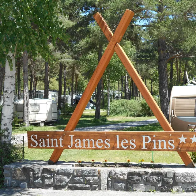 Le Saint-James Les Pins -Camping -Guillestre -Guillestrois