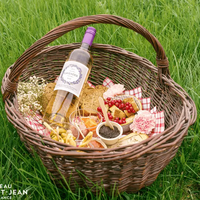 Pique-nique dans les vignes