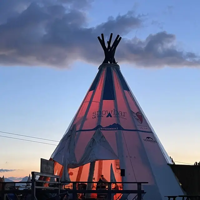 Silent Party au tipi Thyon 2000_Thyon