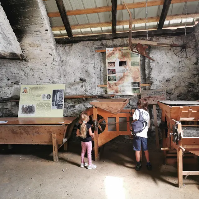 Four à pain du Serre - Val-des-Prés