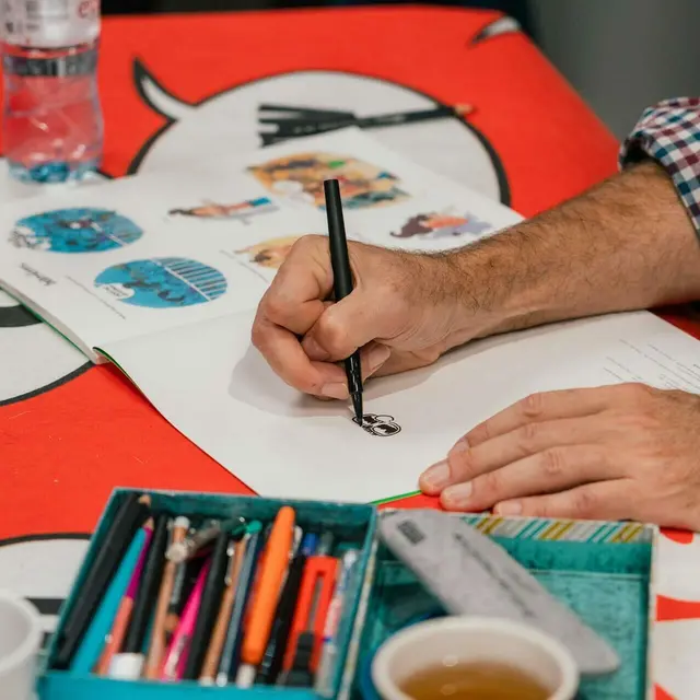 Arts plastiques et bande dessinée