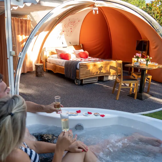 Bulle romantique sous les étoiles