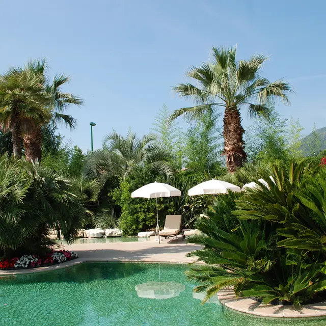 piscine-location-villa.jpg