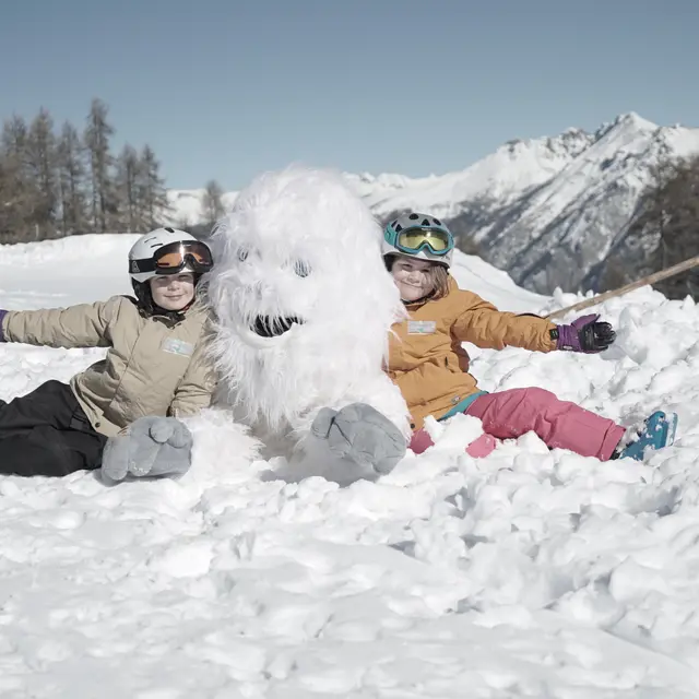 Animation jeux dans la neige