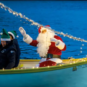 Le Père Noël débarque à Istres !_Istres