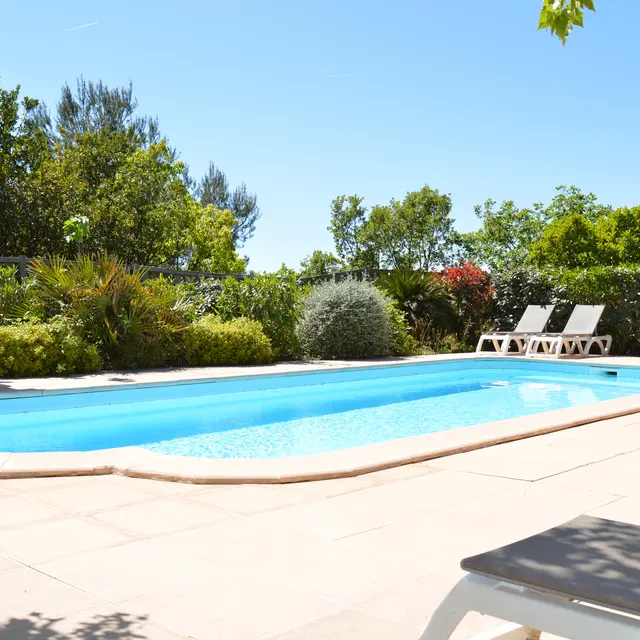 Piscine Château du Fenouillet