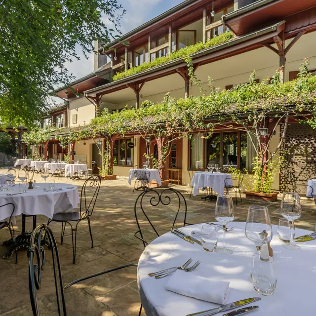 La Belle Guinguette - Hôtel La Verniaz et ses Chalets
