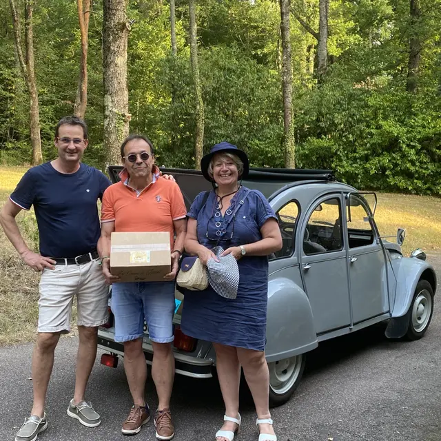 Prenez la route du terroir en 2 CV_Ravel