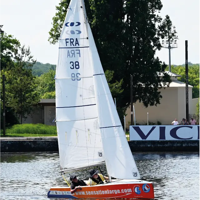 Découverte de la voile et du paddle - Vichy Vitalité_Vichy