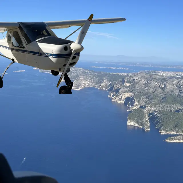 Oscar Victor sur les calanques