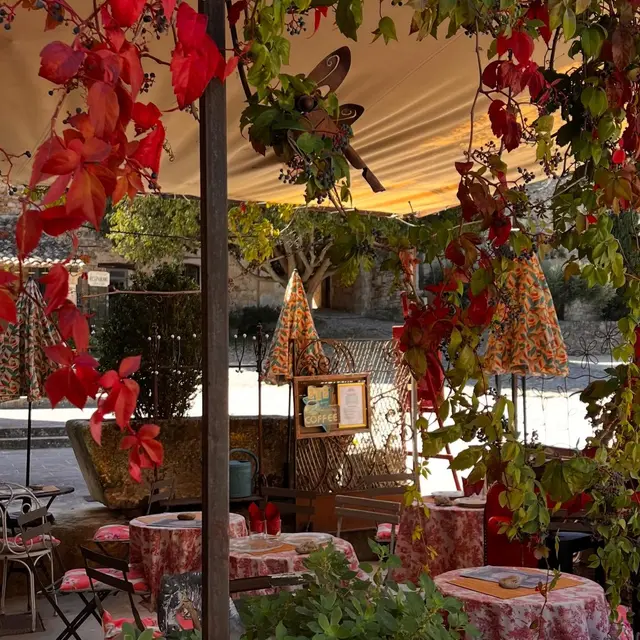 La Méridienne - Café des Arts_Oppède