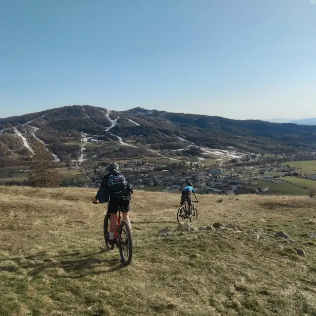 Libouse et la plaine d'Ancelle