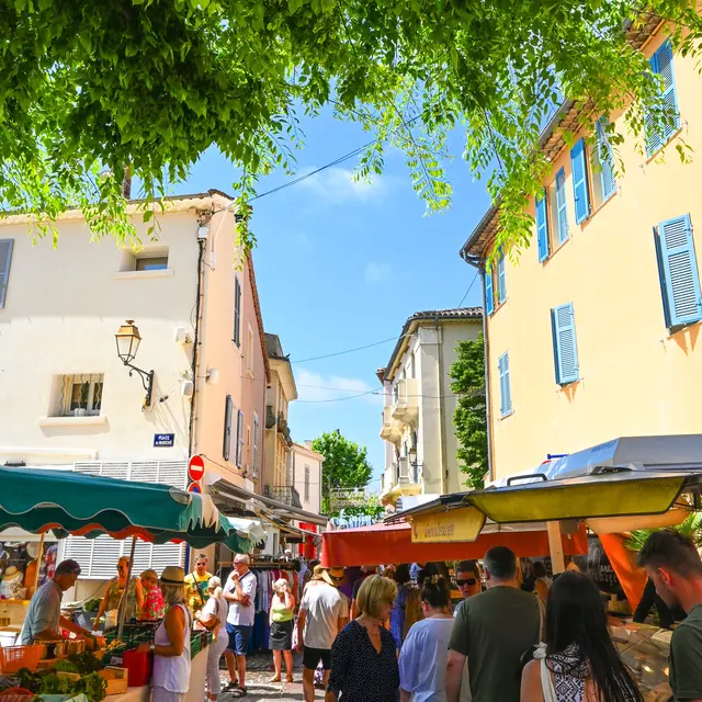 Marché des produits régionaux 1