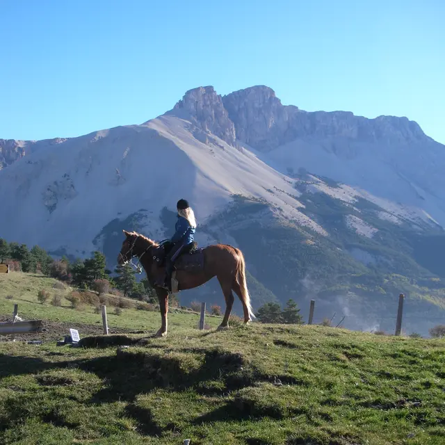 Séjour équestre : Les portes du Dévoluy avec Les Sabots de Vénus