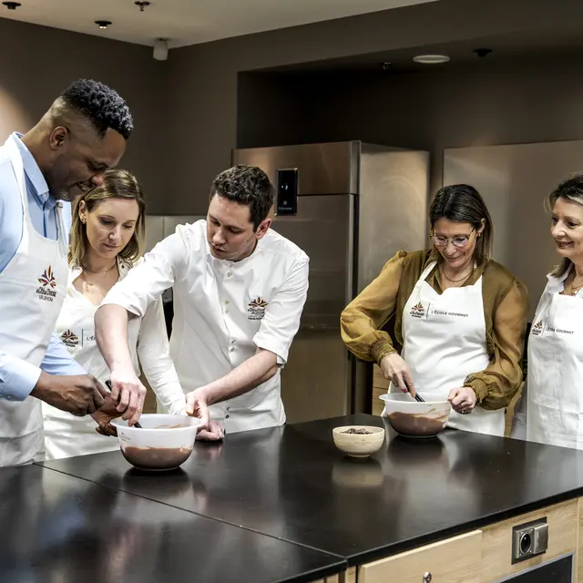 Cours de pâtisserie Ecole Gourmet Cité du Chocolat Valrhona