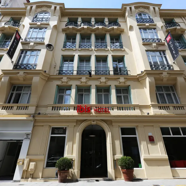Facade.jpg