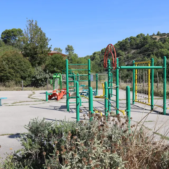 Aire sportive et skate-park_Rognes