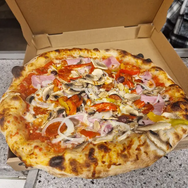 Néné Pizza_Contes
