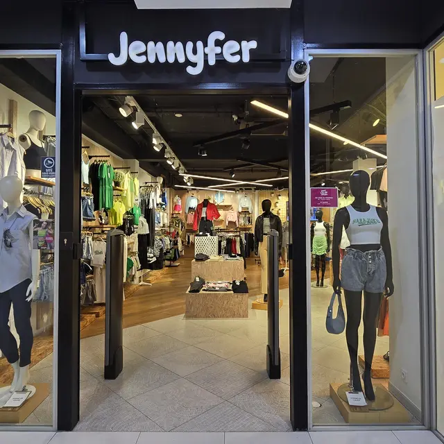 Jennyfer - Nouméa