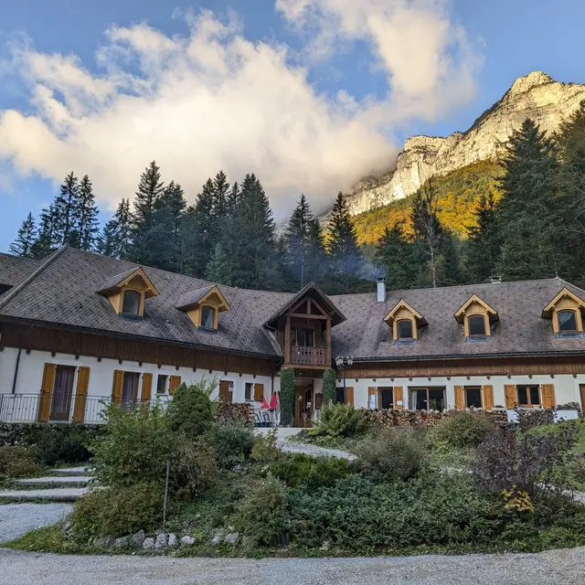 Auberge du Cirque de St Même - St Pierre d'Entremont