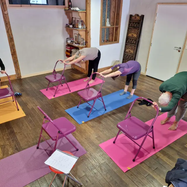 Yoga sur chaise