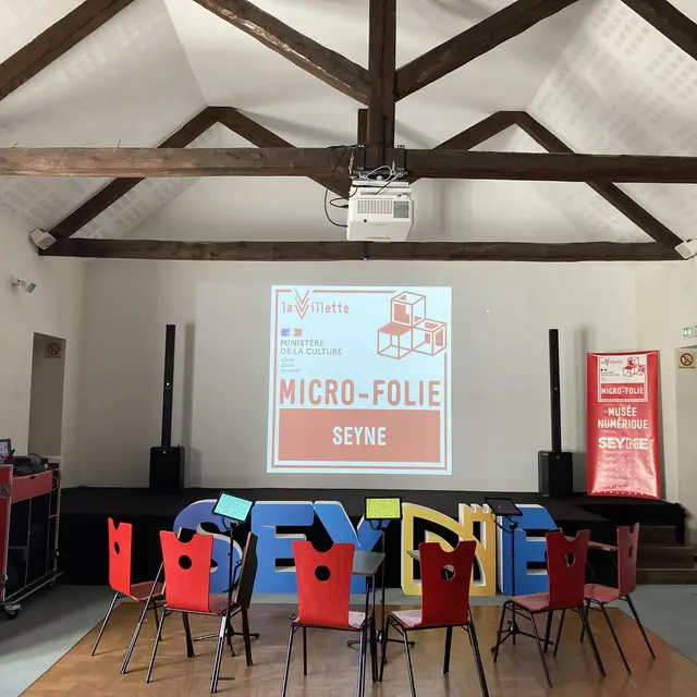 1er atelier “Fablab” à la Micro folie_Seyne