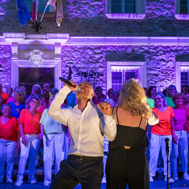 C’est parti pour le show avec happy chorale_Sainte-Maxime