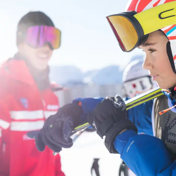 Flèche avec l'ESF : Venez défier le chrono sur le slalom géant !_La Grave