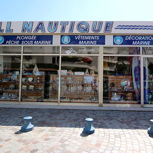 Hall nautique Cavalaire