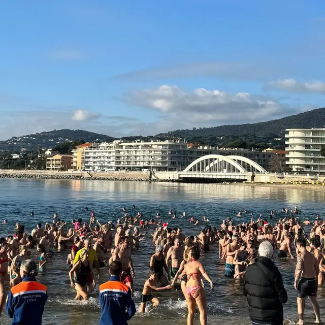 Bain du bout de l'An_Sainte-Maxime