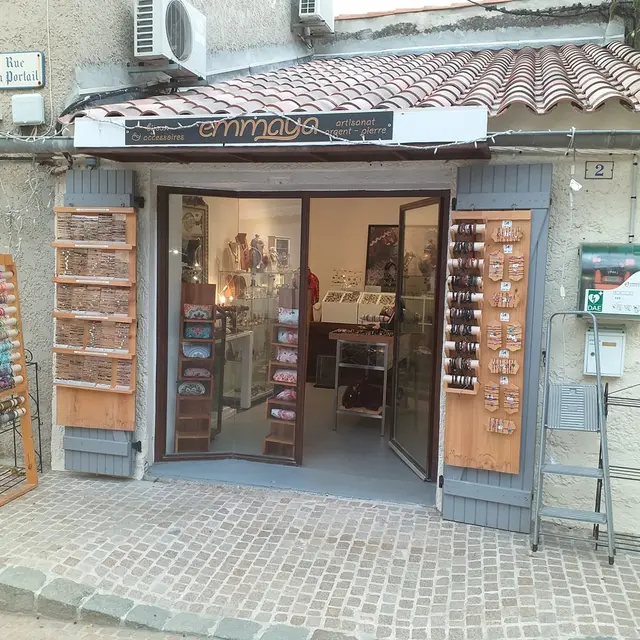 Emmaya