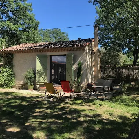 extérieur du Mas