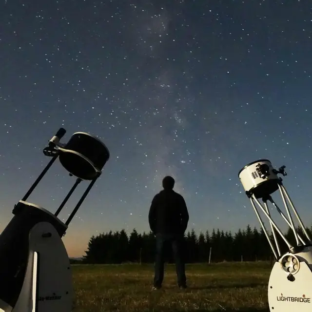 Observation des étoiles aux télescopes