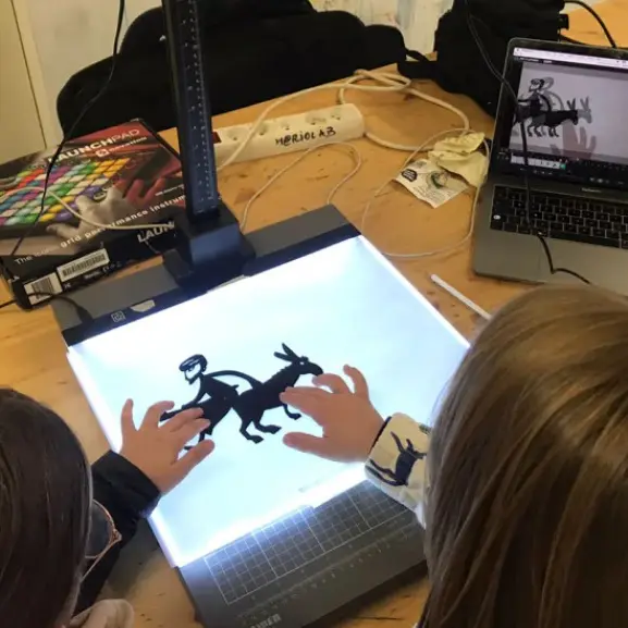 Puppet ground_Marseille