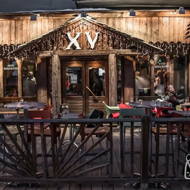 Bar le XV - extérieur - Val d'Isère