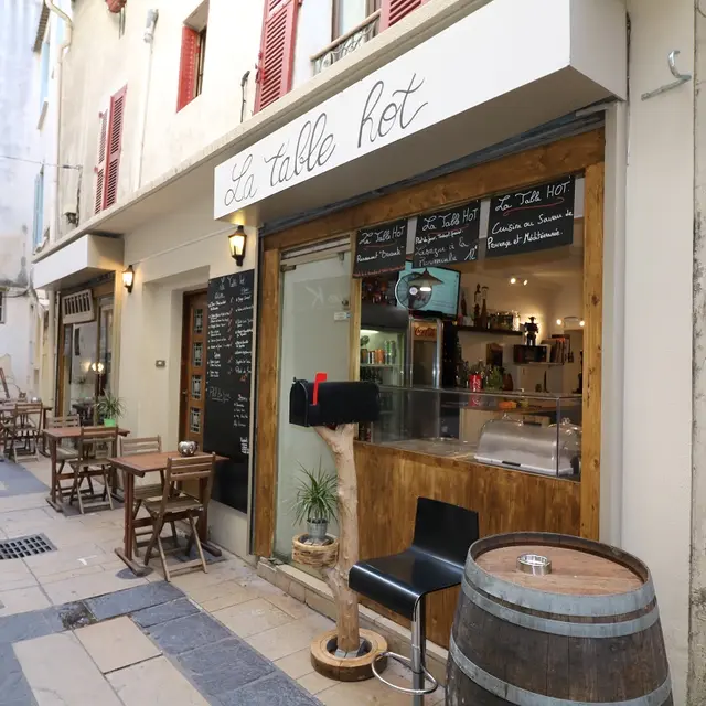 La Table Hot