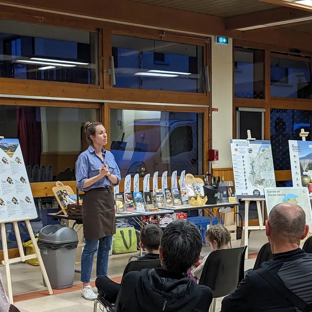 Dégustation vins fruits et fromages de Savoie Avec Agri-Savoie Mont-Blanc Evénements_Notre-Dame-de-Bellecombe