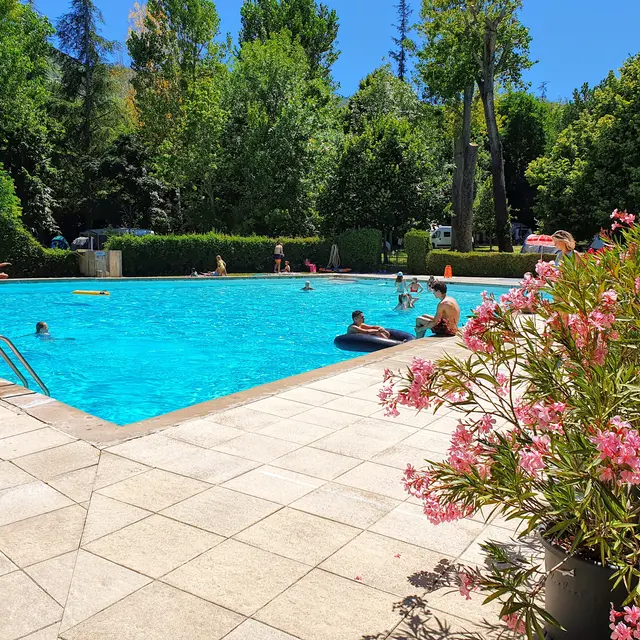 Camping les Bardons - la PISCINE