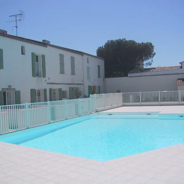 Piscine de la résidence