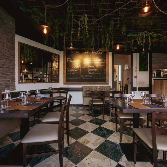 Zenchef_Taverne-Le-Gaulois_Seyssel_0001_0.jpg