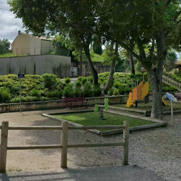 Aire de jeux du hameau des Pourcelles_Les Mées
