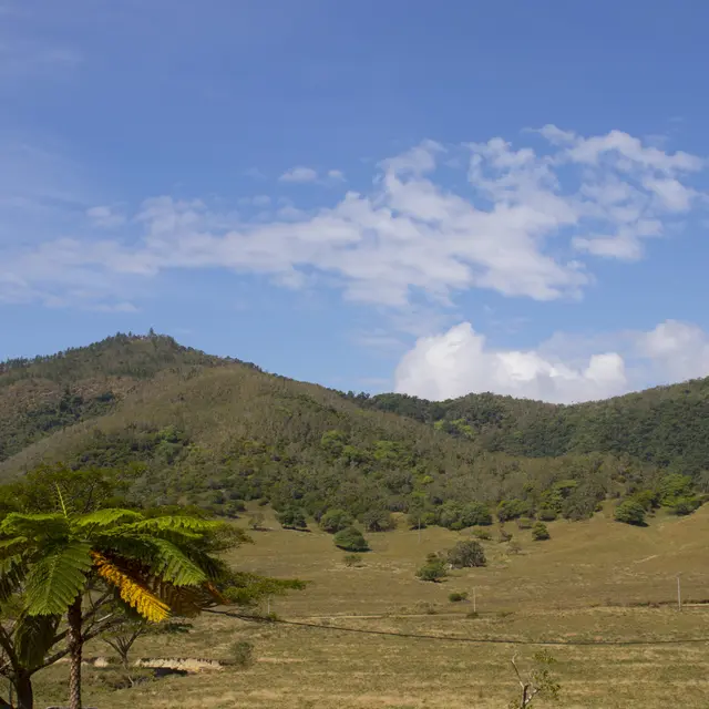 Paysage sur Néouty Découvertes