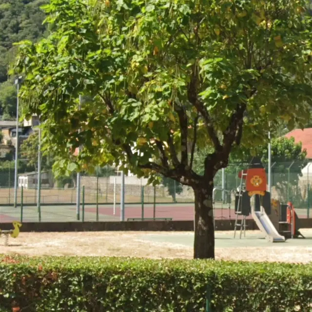 Aire de jeux et de loisirs_Les Salles-du-Gardon