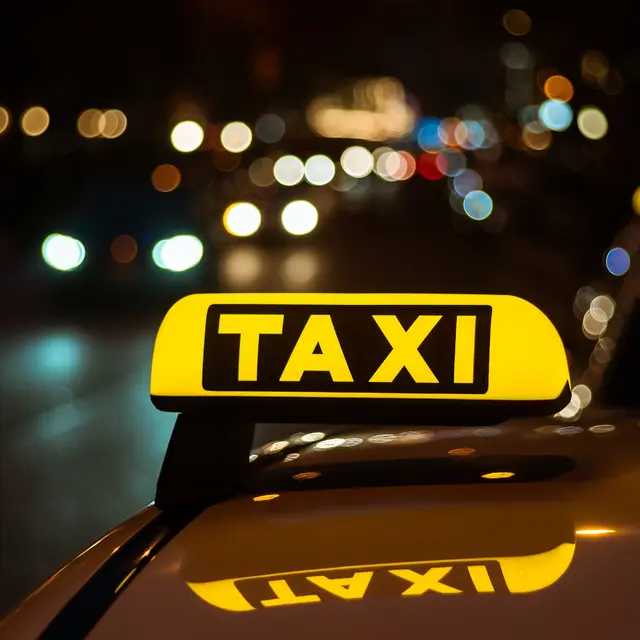 Taxi Laura